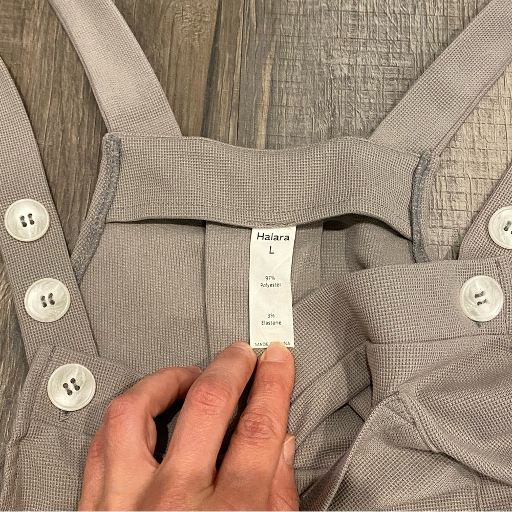 Halara Adjustable Strap Button Waffle Knit Wide L… - image 7